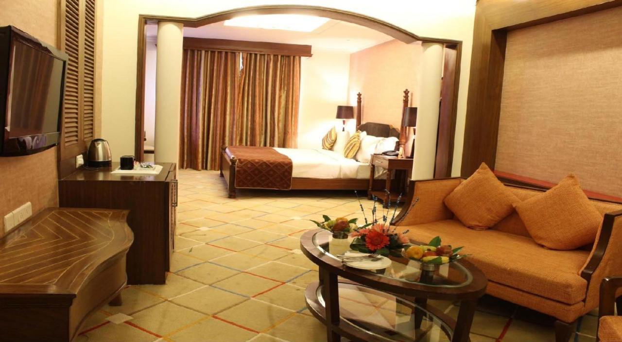 Godwin Haridwar Otel Dış mekan fotoğraf
