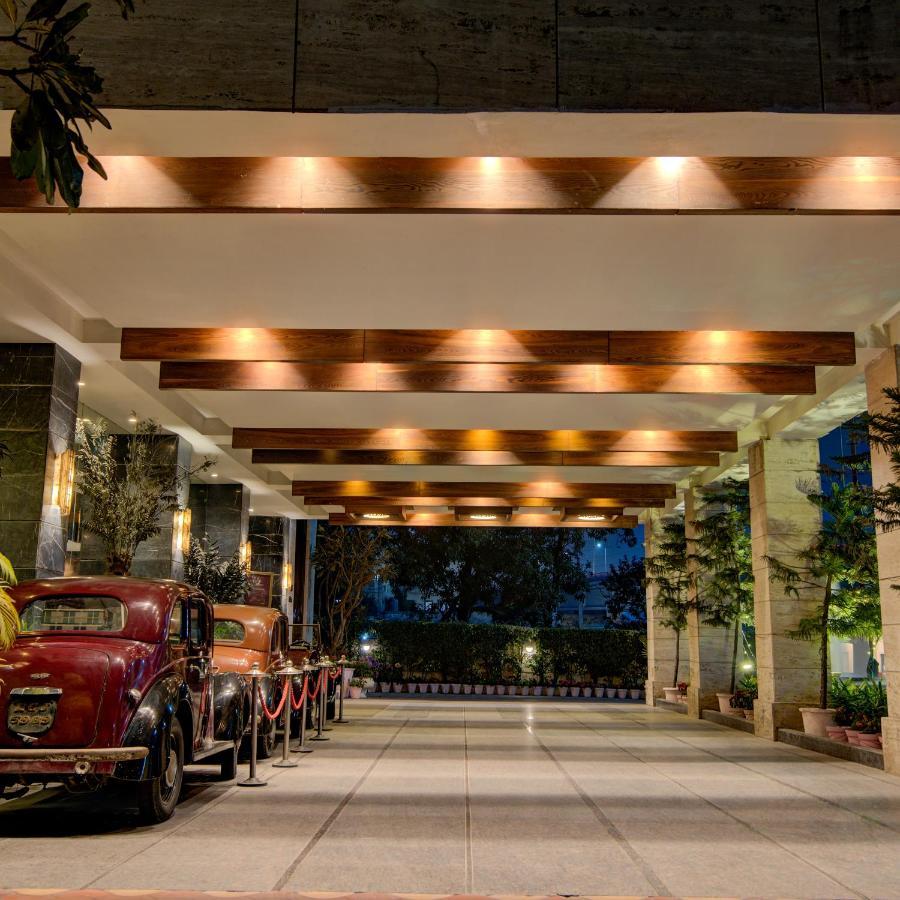 Godwin Haridwar Otel Dış mekan fotoğraf